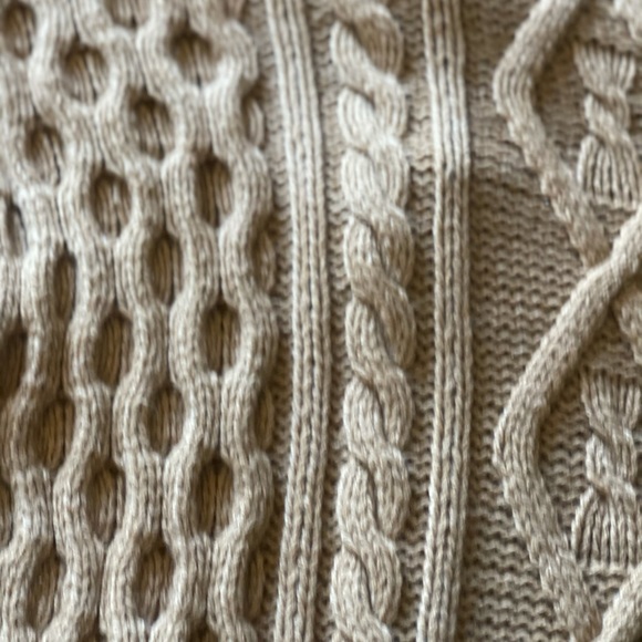 CASHMERE VEST - Picture 5 of 5